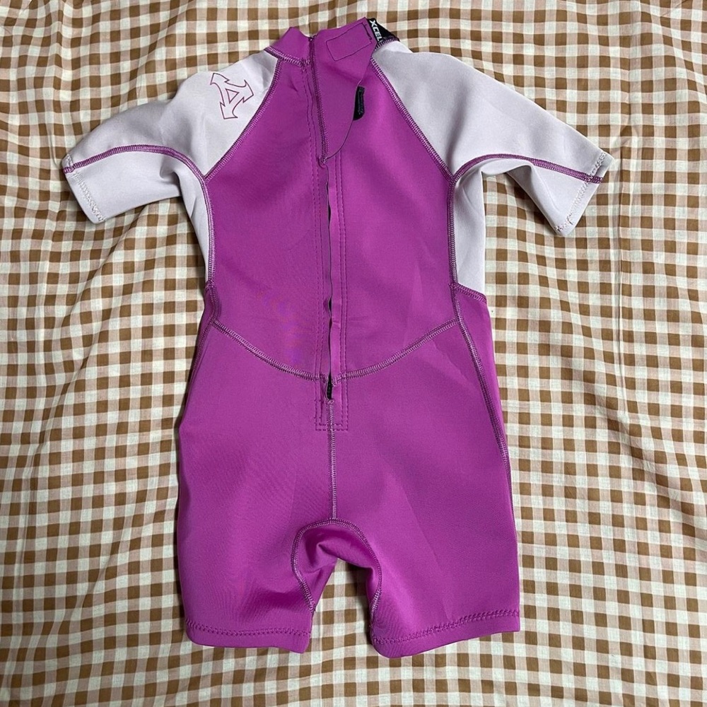 Xcel toddler girls wetsuit size 3